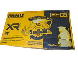DeWalt 20V Max 6 1/2 in Sidewinder Circular Saw Brushless Tool Only DCS565