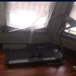 Treadmill Used 