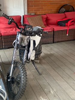 Electric dirtbike X[ Spark