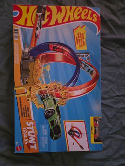Hot wheels track