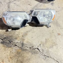 2012 Toyota Tacoma Headlights