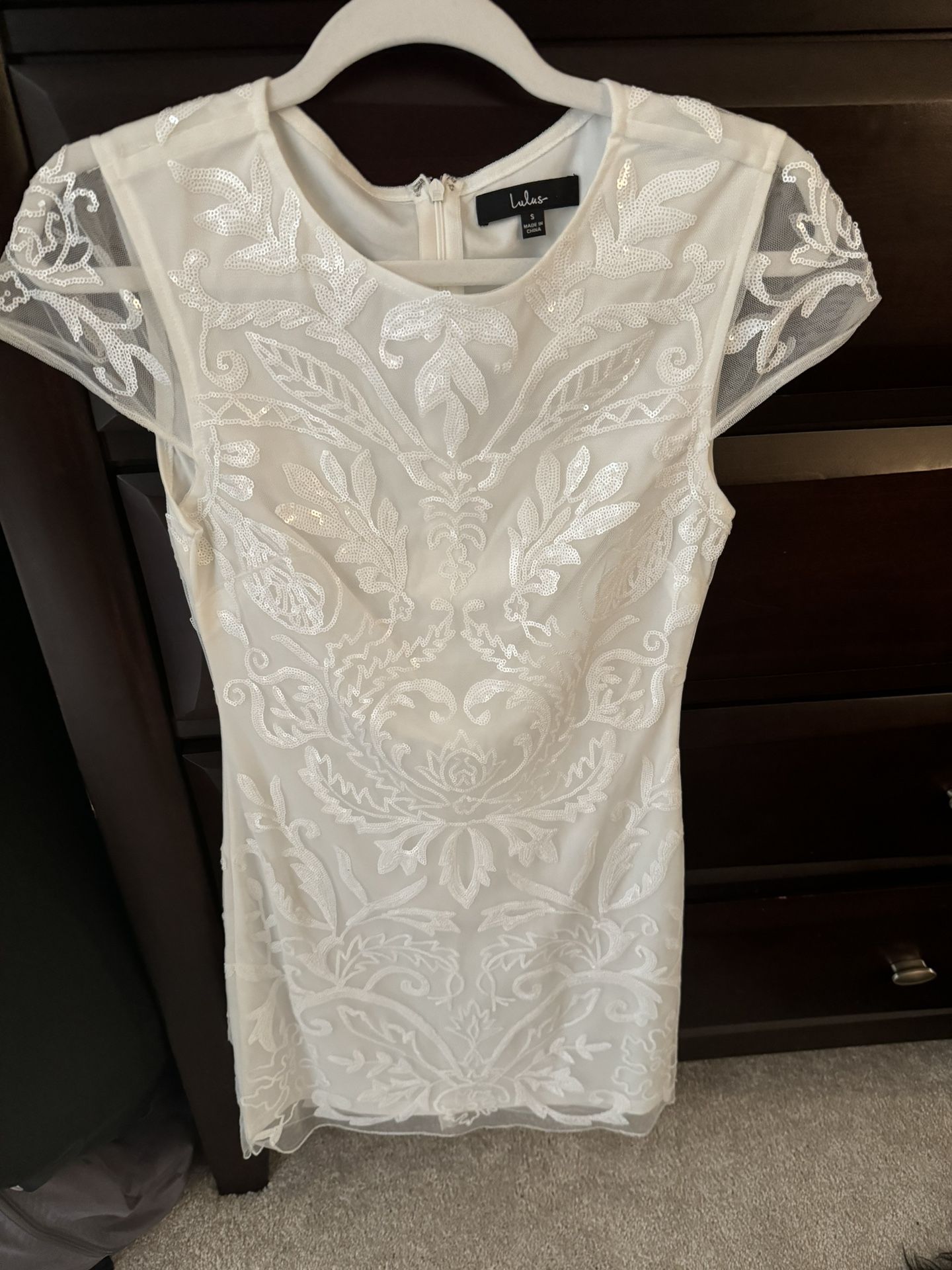 White Dress Size Small 