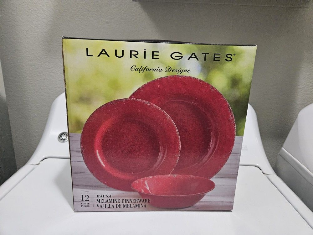 Laurie Gates Melamine Dinnerware Set