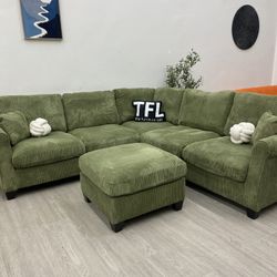BRAND NEW CORDUROY 📦 Green Sectional w Ottoman