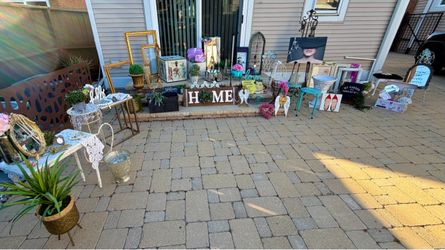LOVELY HOME DECOR AT VARIOUS PRICES I LIVE IN CHICAGO NOT GLENVIEW