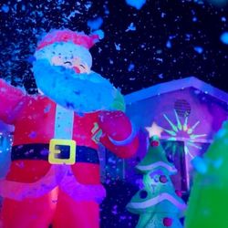 Christmas Decorations - Inflatables Santa, Christmas tree And More