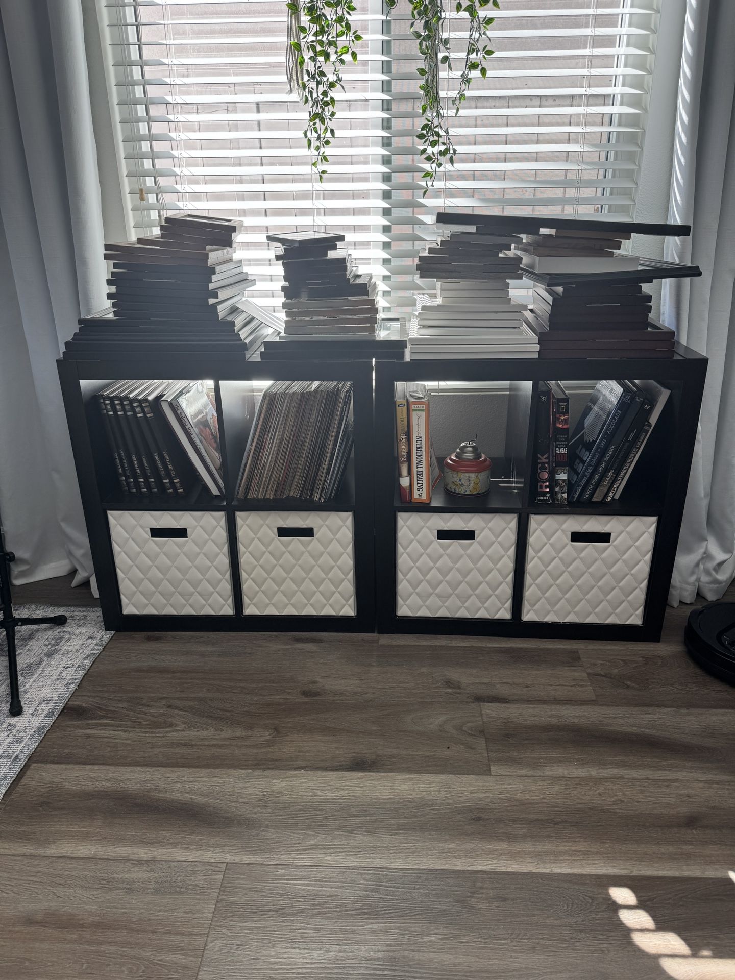 8 Storage Cubes