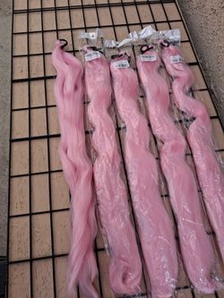 Pink Synthetic Hair Extensions – 5 Packs