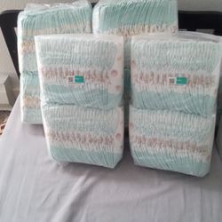 Pampers Size 2 Diapers 4 Packs