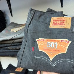 501 Levi jeans waist sizes 30,32,34,36,38,40,42,44,44 all 30 length $35 each or 3 for $100