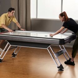 MD Hockey Table  5x 8 Feet