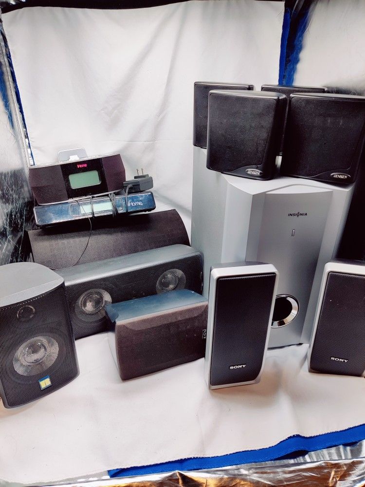 Set Of 10 Speakers + Subwoofer + 2 iHome