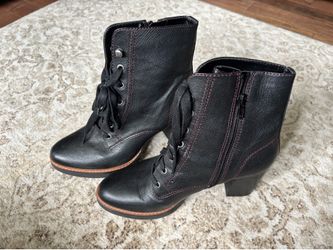 Naturalizer Womens Boots