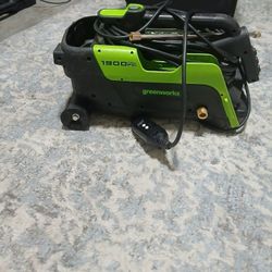2000 Psi Ele Tric Pressure Washer.    75oʻ9