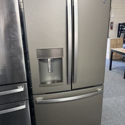 GE Refrigerator. 🚚WE DELIVER🚚