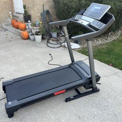 Treadmill 