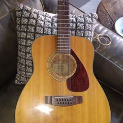 Yamaha FG 260 12 String GUITAR 