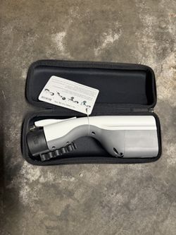 V2L Hyundai adapter