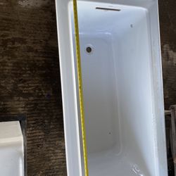 60” X 30” Drop In Thermoformed Acrylic Bathtub