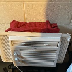 Midea Widow A/C Unit 