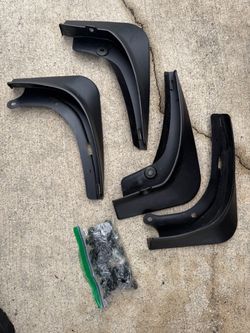 Tesla model 3 mud flaps