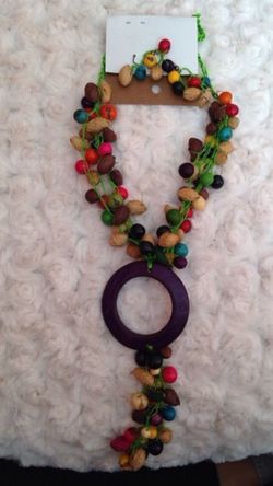 Necklace & earrings set handmade.
