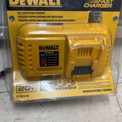 DeWalt Fast Charger