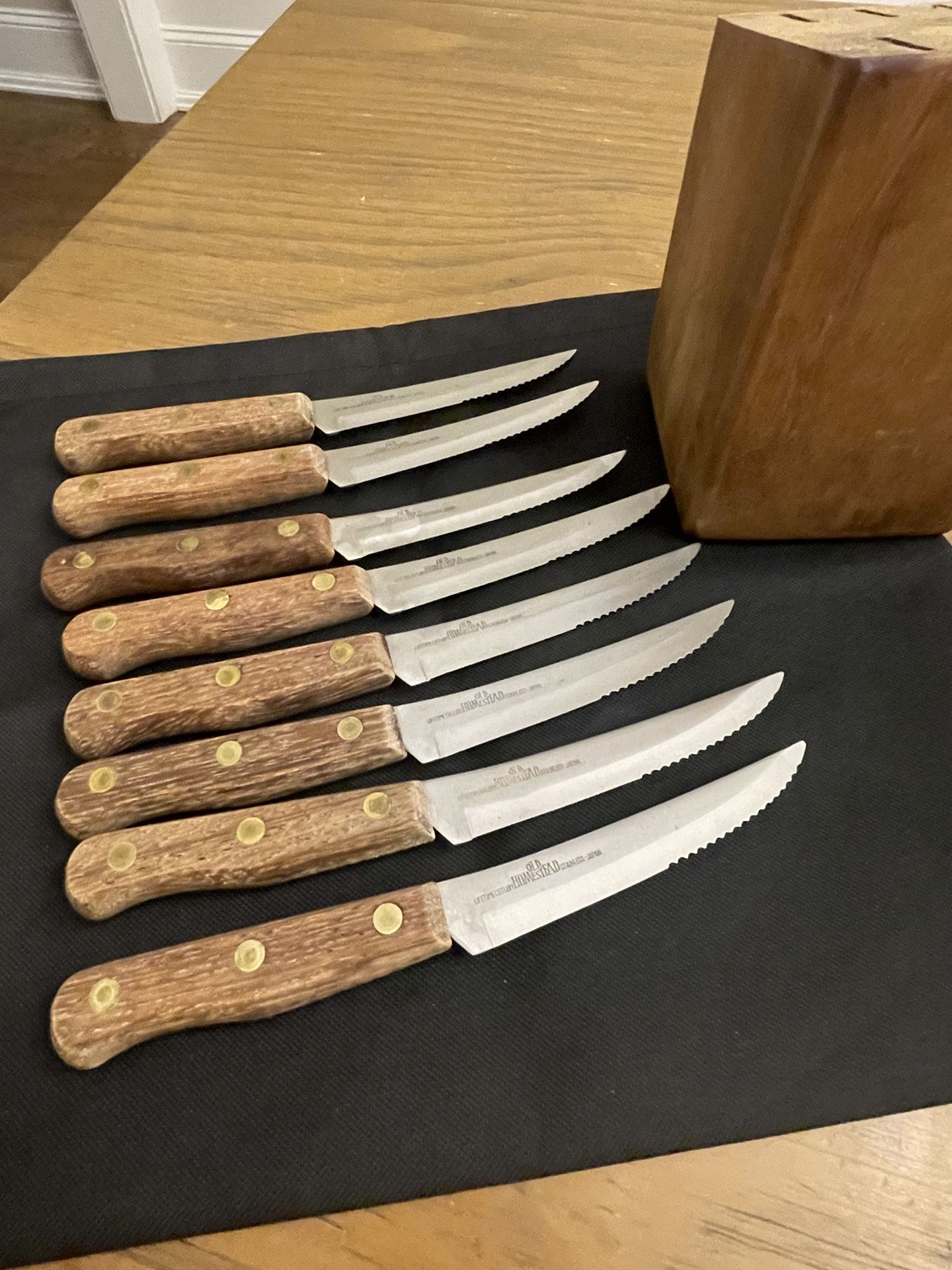 Cuisinart Steak Knives (set of 6) Kitchen and Dining for Sale in Sanford,  NC - OfferUp