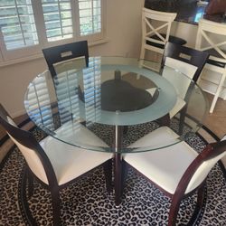 Kitchen Table & 4 Chairs