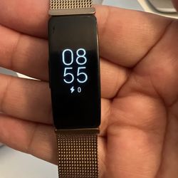 Fitbit Inspire With Fitbit Gold Band 