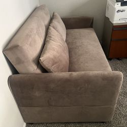 Couch Pull Out Bed 