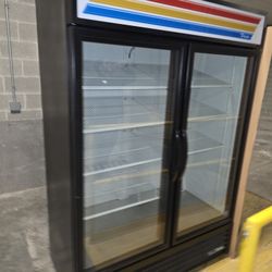 Comercial Fridge - True 