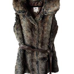 BANDOLINO plush Faux Fox Fur Vegan Vest Sleeveless Jacket Coat XL vintage Belted  Comes from a pet and smoke free home.    Measurements in pictures.El