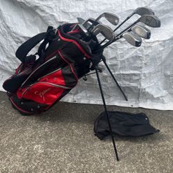 Nice Mens Golf Club Set W/Bag