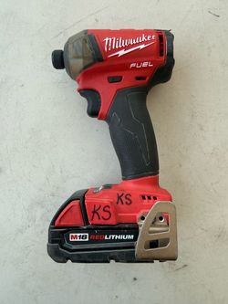 Milwaukee M 18 brushless impact drill with 2.0 battery