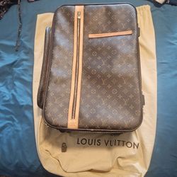Louis Vuitton Rolling Luggage
