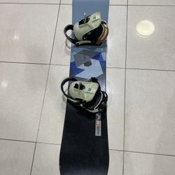 143 Burton Snowboard