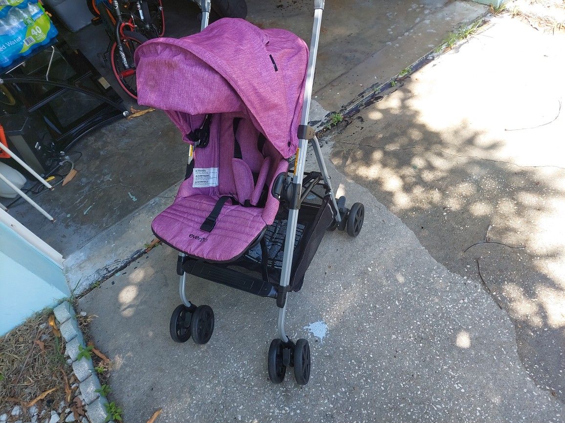 Evenflo Urbini Reversi Lightweight Stroller, Pink