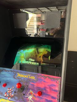 Original Dragons Liar CRT monitor complete with laser card