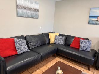 Leather couch, L shape, Dark blue