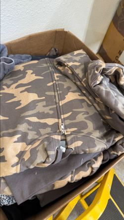 Wholesale Blank Hoodies & Joggers Reseller Bundles Mixed Lot, Brand New Overstock, Liquidation