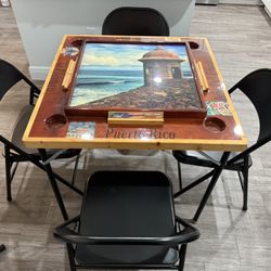 Mesa de Domino y 4 Sillas de Metal 