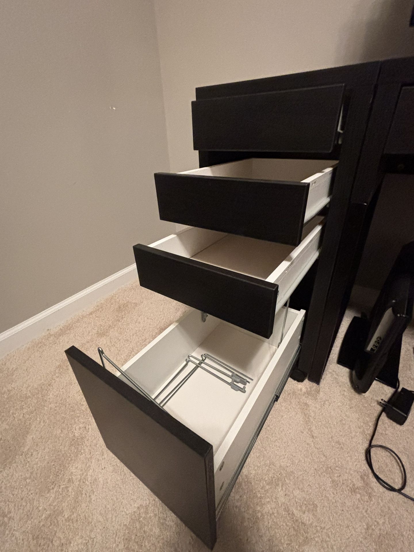 MOVING Sale - Multiple Items - Prices Negotiable