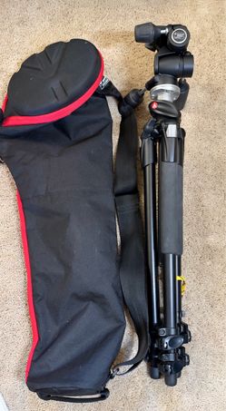 Tripod Manfrotto 190XPROB + 804 RC2 head