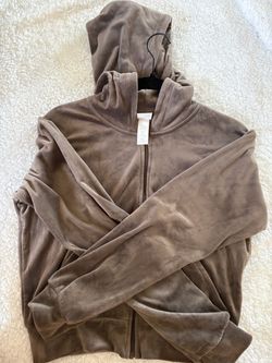 Women’s light brown sweater