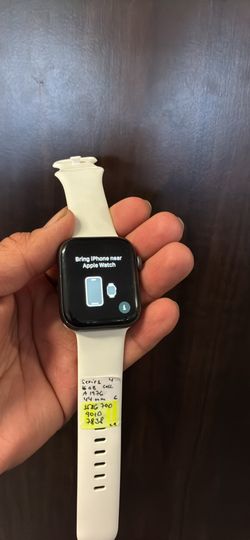 Apple Watch Series 4 Cellular! Like New!