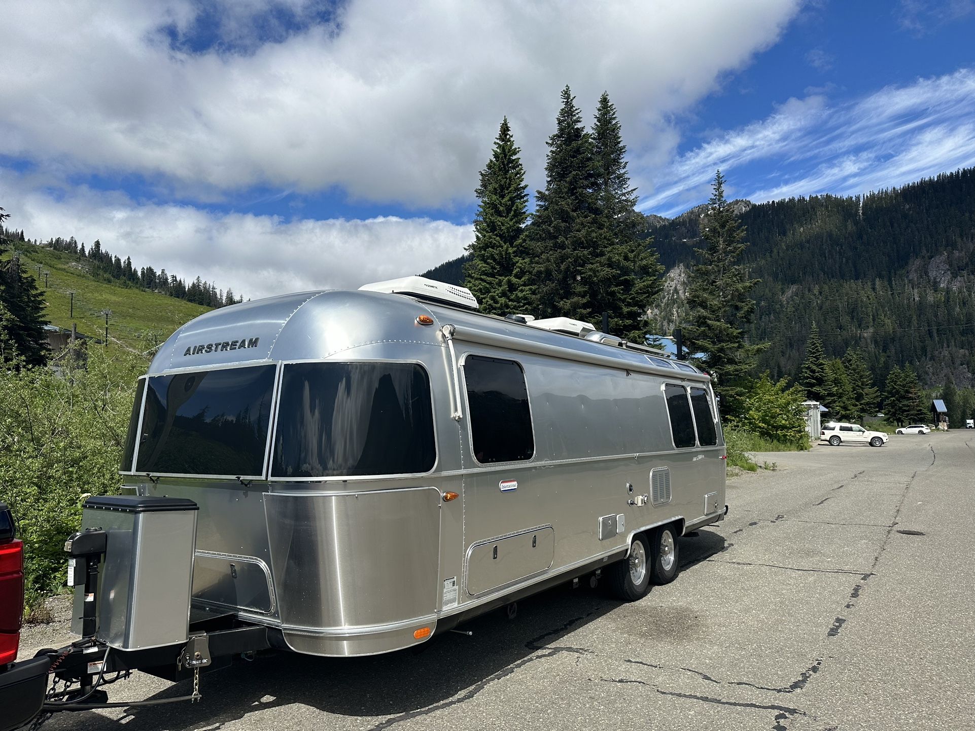 2020 Airstream International 27FBT