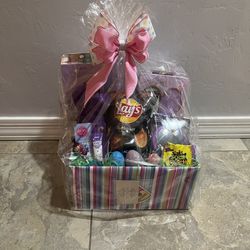 $45 Tween Easter Basket 🎀💕