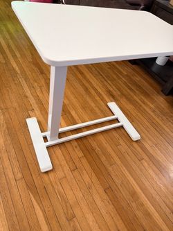 Adjustable table