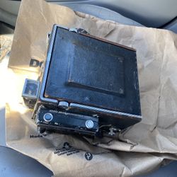 Vintage 1947 Graflex Camera 